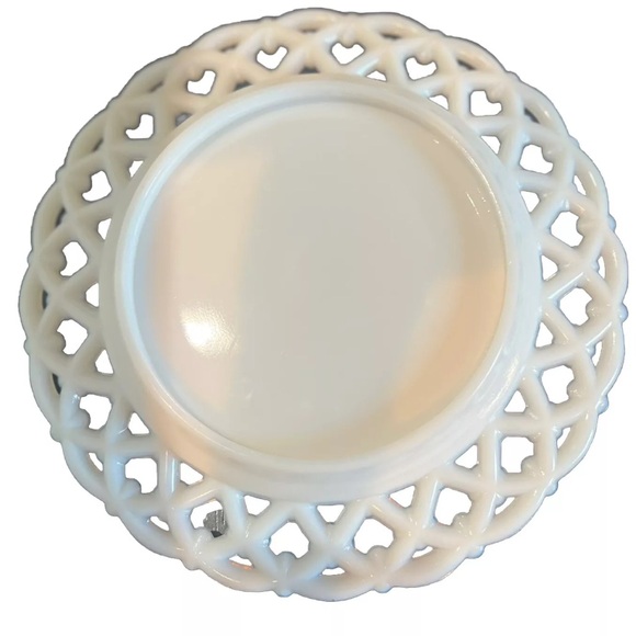 Westmoreland Milk Glass Lace Lattice Edge 8 1/2" Plate Forget Me Not Flowers - Picture 3 of 5